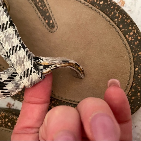 TEVA Women’s Size 7 Cork Houndstooth Flip Flops Sandals Summer Slip on shoe - Picture 8 of 11